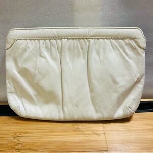 Vintage White Mardane Clutch Purse